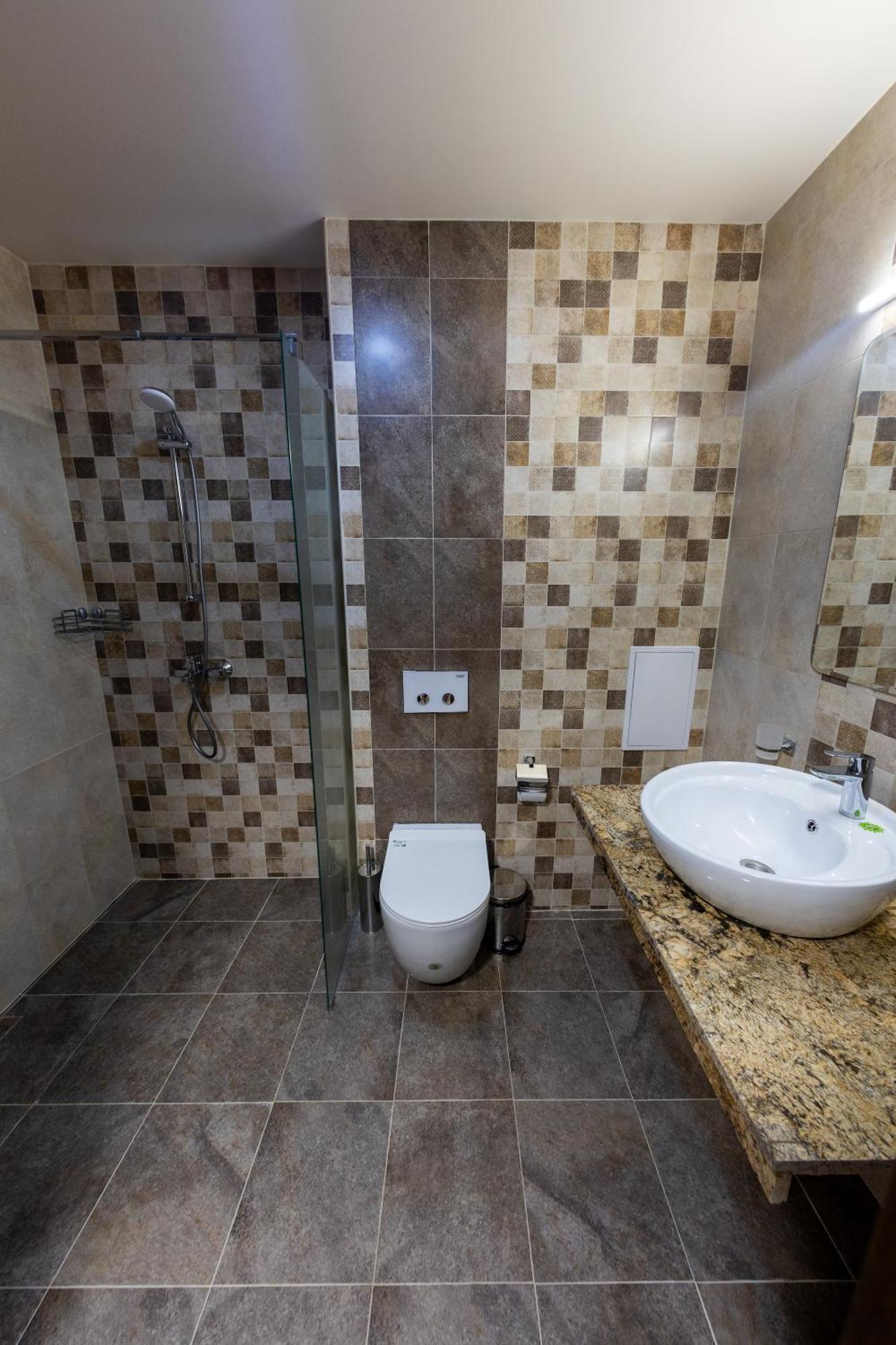 City Plaza Botevgrad Luaran gambar